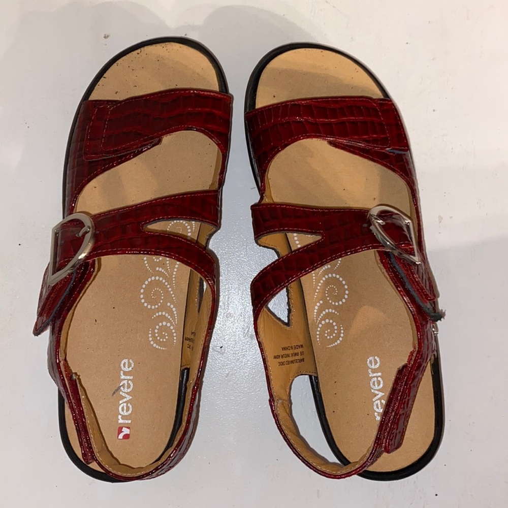 Revere red sandals!